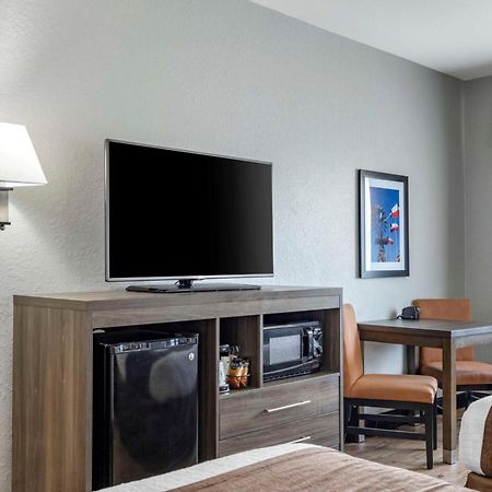 Best Western Plus Victoria Inn & Suites Exteriér fotografie