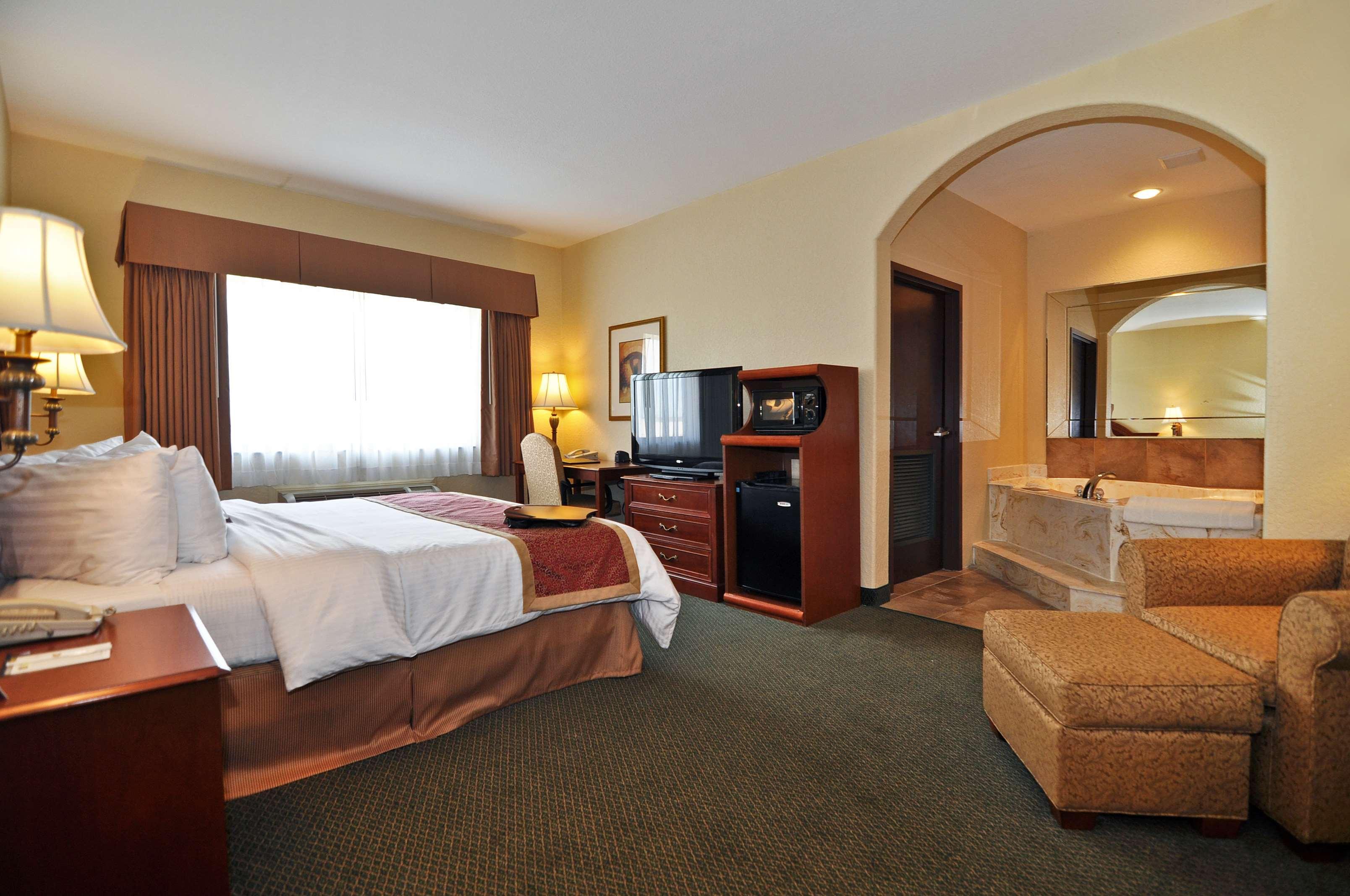 Best Western Plus Victoria Inn & Suites Exteriér fotografie