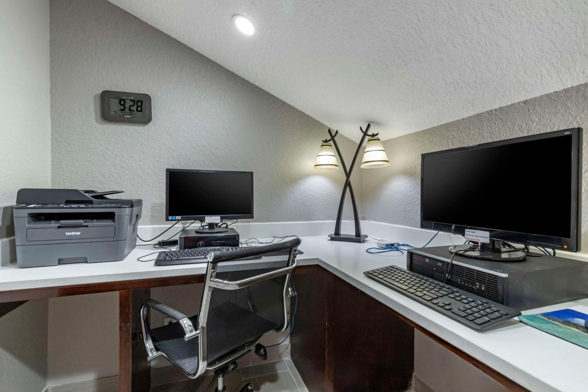 Best Western Plus Victoria Inn & Suites Exteriér fotografie